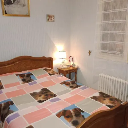 Maison Entiere Avec Parking, Garage Et Jardin