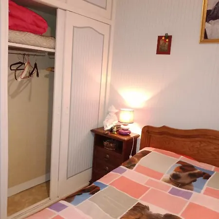 Maison Entiere Avec Parking, Garage Et Jardin *