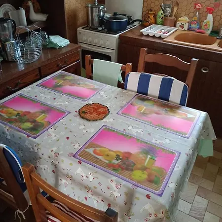 Maison Entiere Avec Parking, Garage Et Jardin