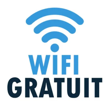 Дом отдыха Maison Entiere Avec Parking, Garage Et Jardin *