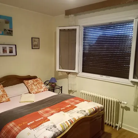 Maison Entiere Avec Parking, Garage Et Jardin *