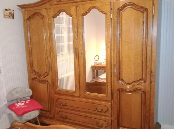 Maison Entiere Avec Parking, Garage Et Jardin Holiday home